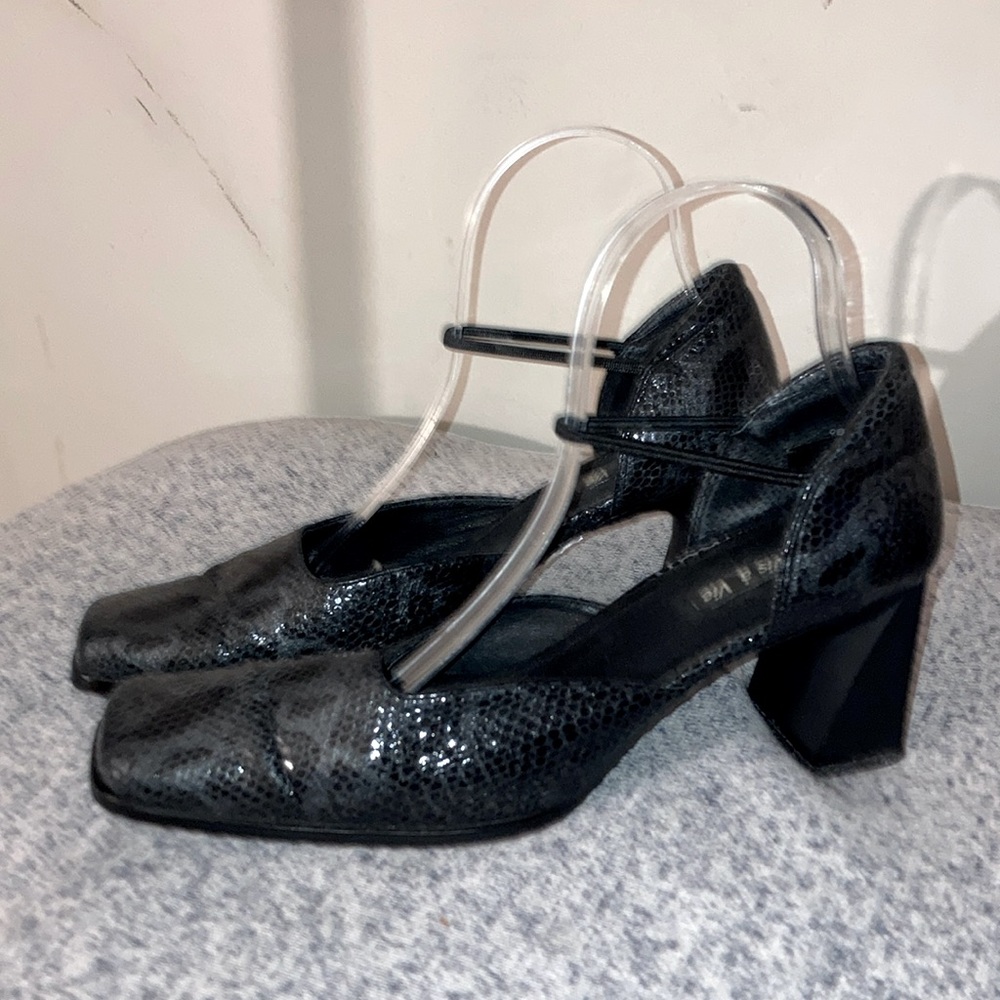 Vis a Vie | Women’s Black/Gray Python Leather Heels/Shoes - Size 9